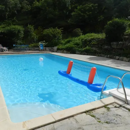 Cevennes: Piscine, Lamas, Riviere