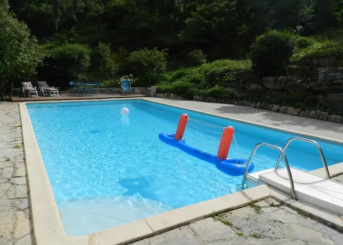 Cevennes: Piscine, Lamas, Riviere